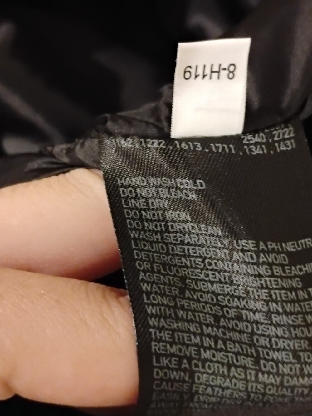 Uniqlo Women's Black Puffer Down Fill Lightweight Hooded Jacket Sz M - Picture 3 of 5